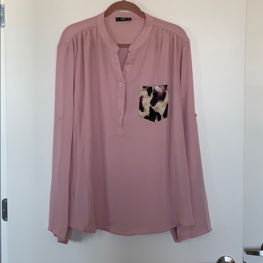 Blush pink blouse with Leopard print pocket